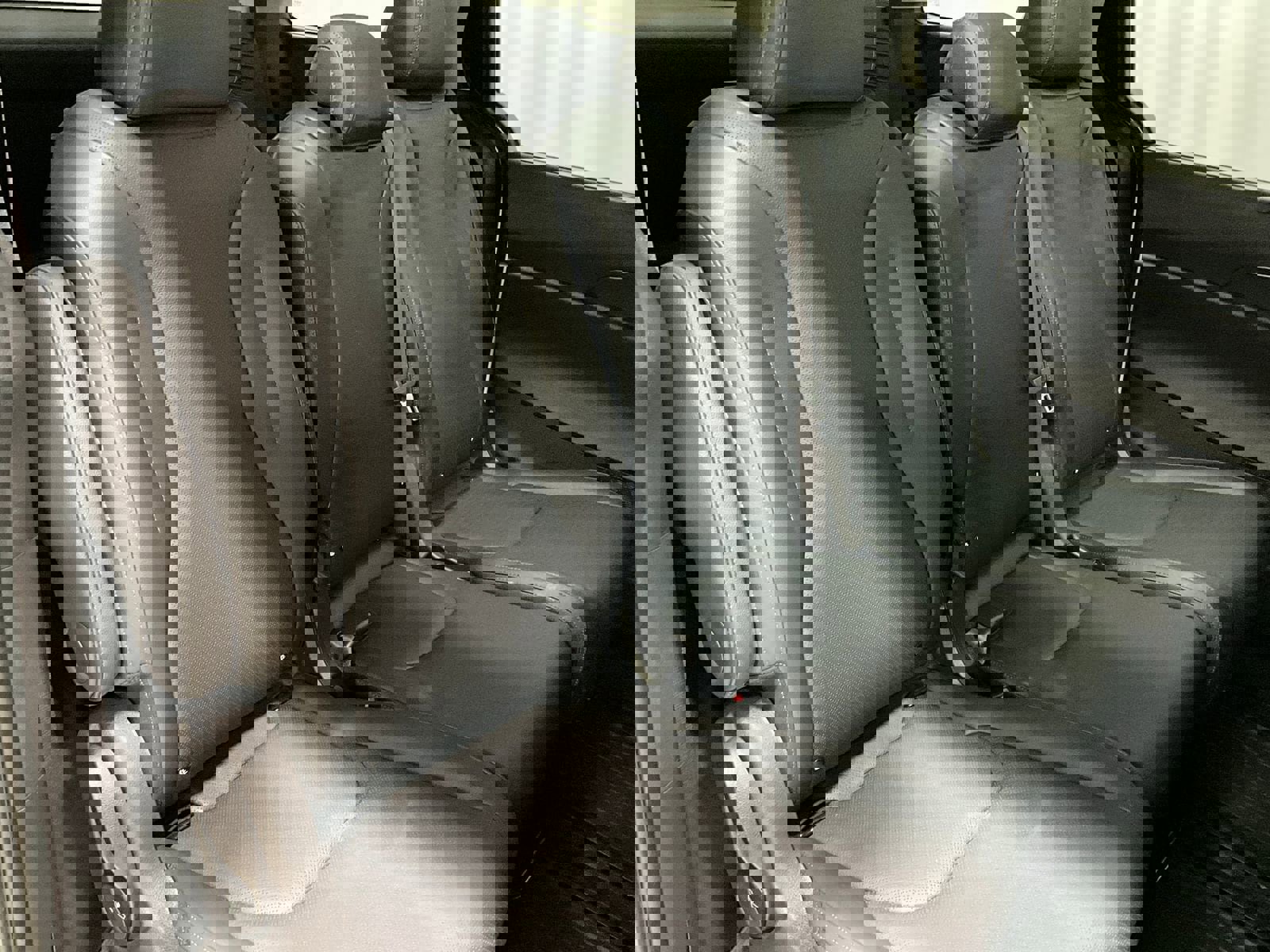 Used 2026 Kia Carnival SX Prestige image 24