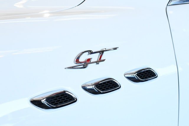Used 2023 Maserati Levante GT AWD/4WD image 7