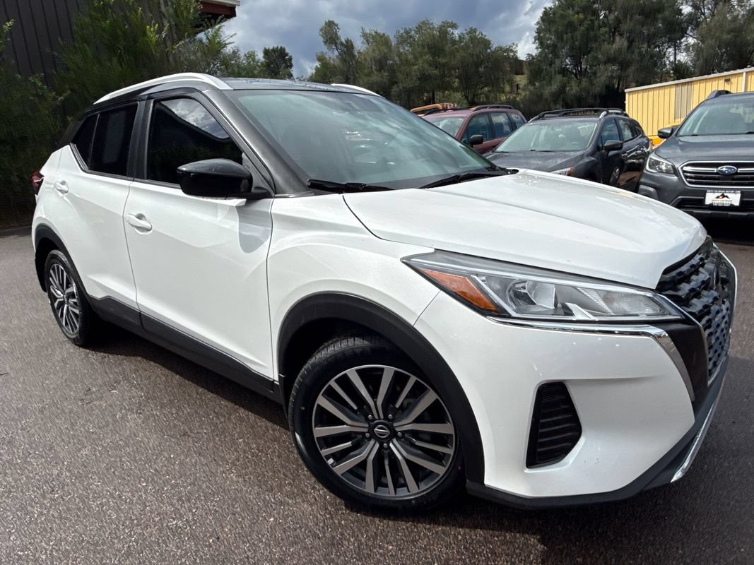 Used 2021 Nissan Kicks SV
