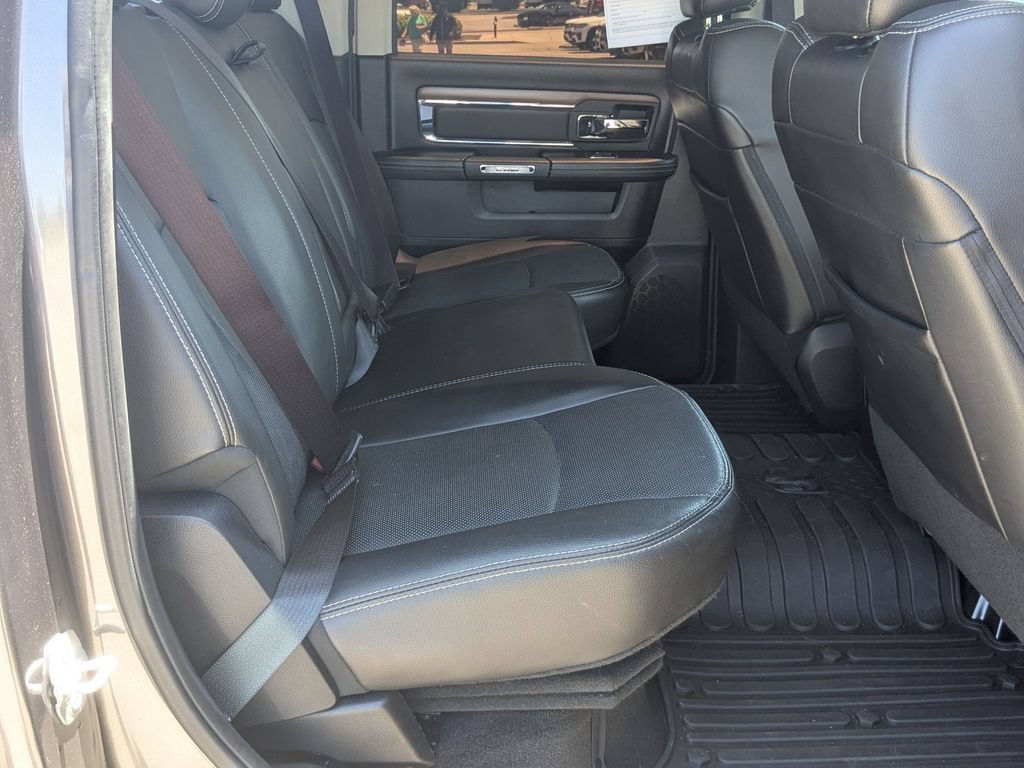 Used 2016 RAM 1500 Laramie w/ Convenience Group AWD/4WD image 30