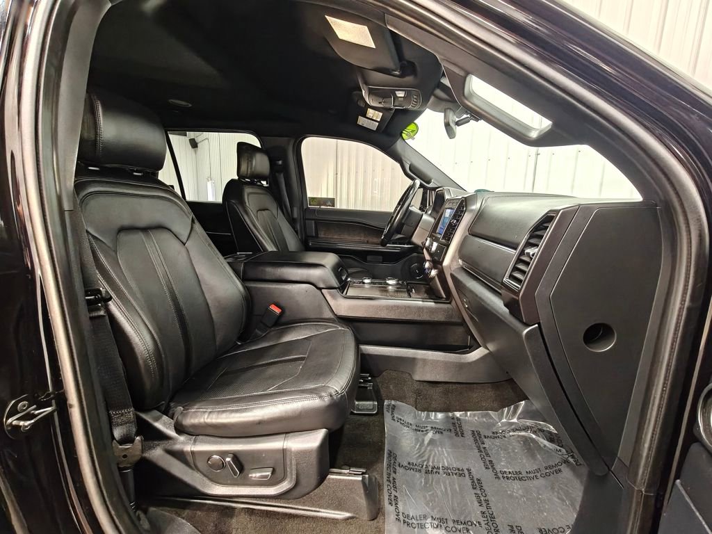 Used 2020 Ford Expedition Limited image 28