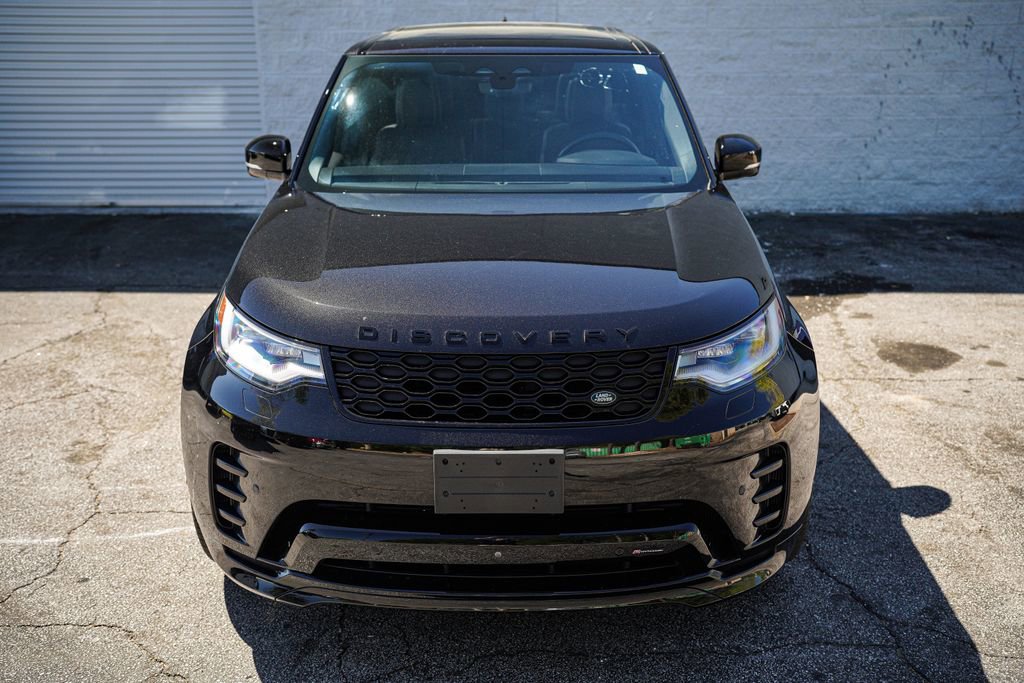 Used 2023 Land Rover Discovery S R-Dynamic image 6