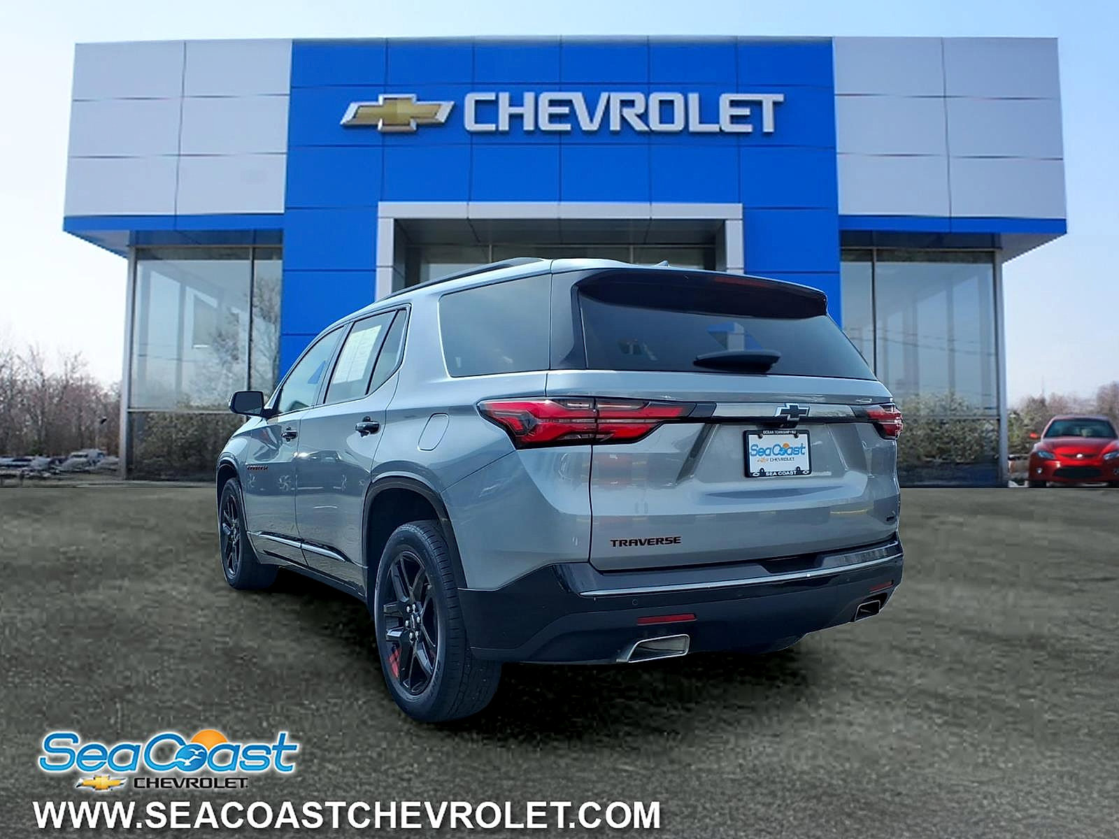 Certified 2023 Chevrolet Traverse Premier w/ Redline Edition image 4