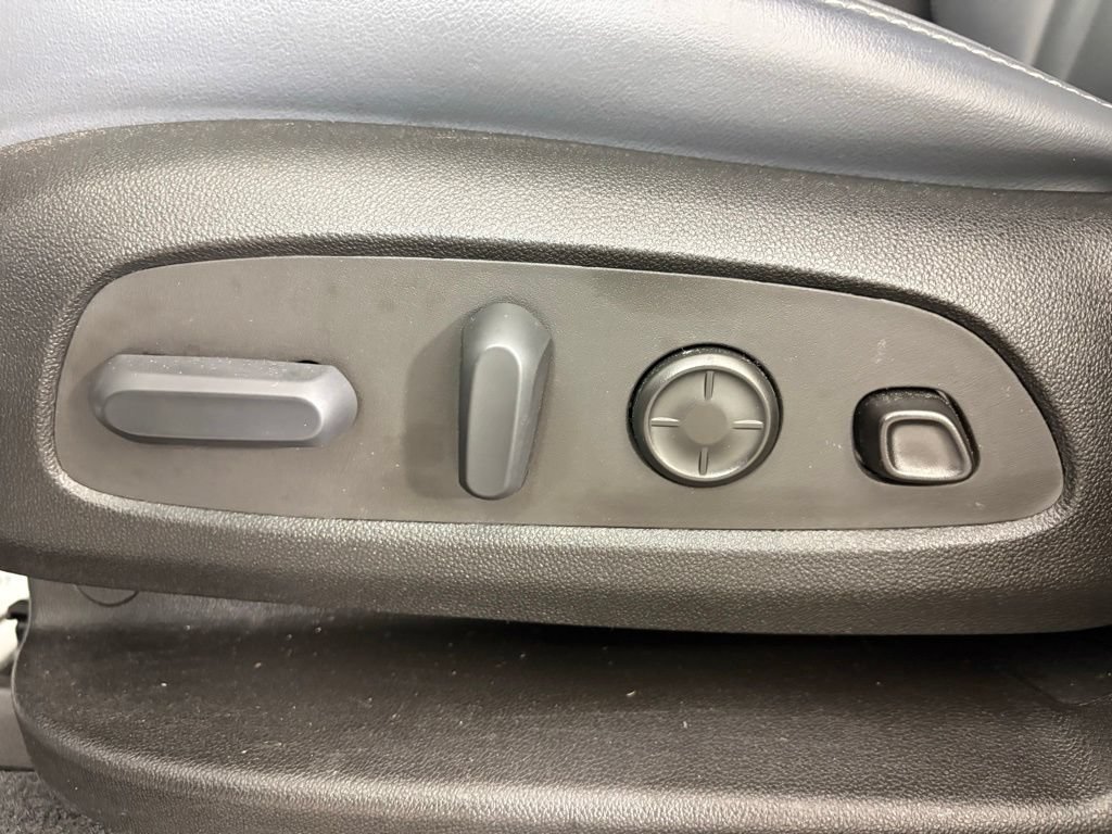 Used 2022 Buick Enclave Premium FWD image 14