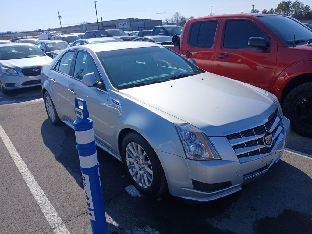 Used 2010 Cadillac CTS Luxury image 2