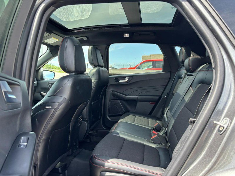 Used 2024 Ford Escape ST-Line w/ Tech Pack #1 AWD/4WD image 13