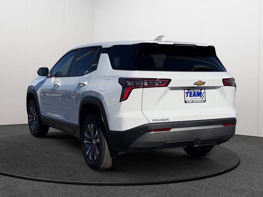 New 2026 Chevrolet Equinox LT w/ Convenience Package II image 4