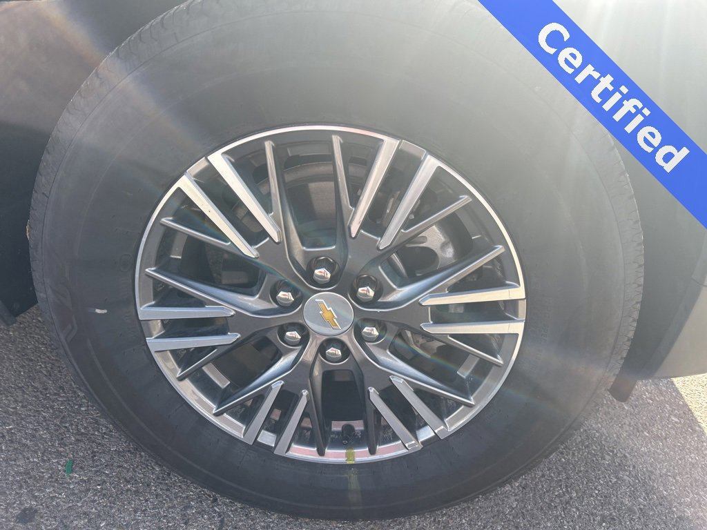 Certified 2025 Chevrolet Traverse LT image 4