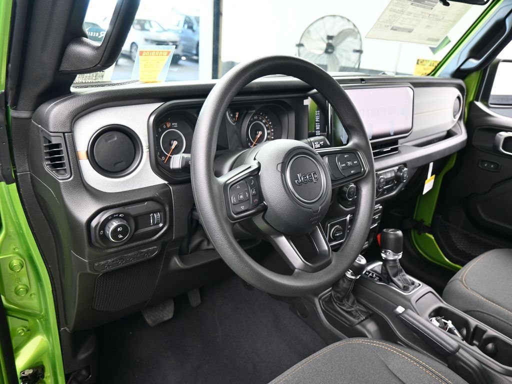 New 2026 Jeep Gladiator Sport AWD/4WD image 10