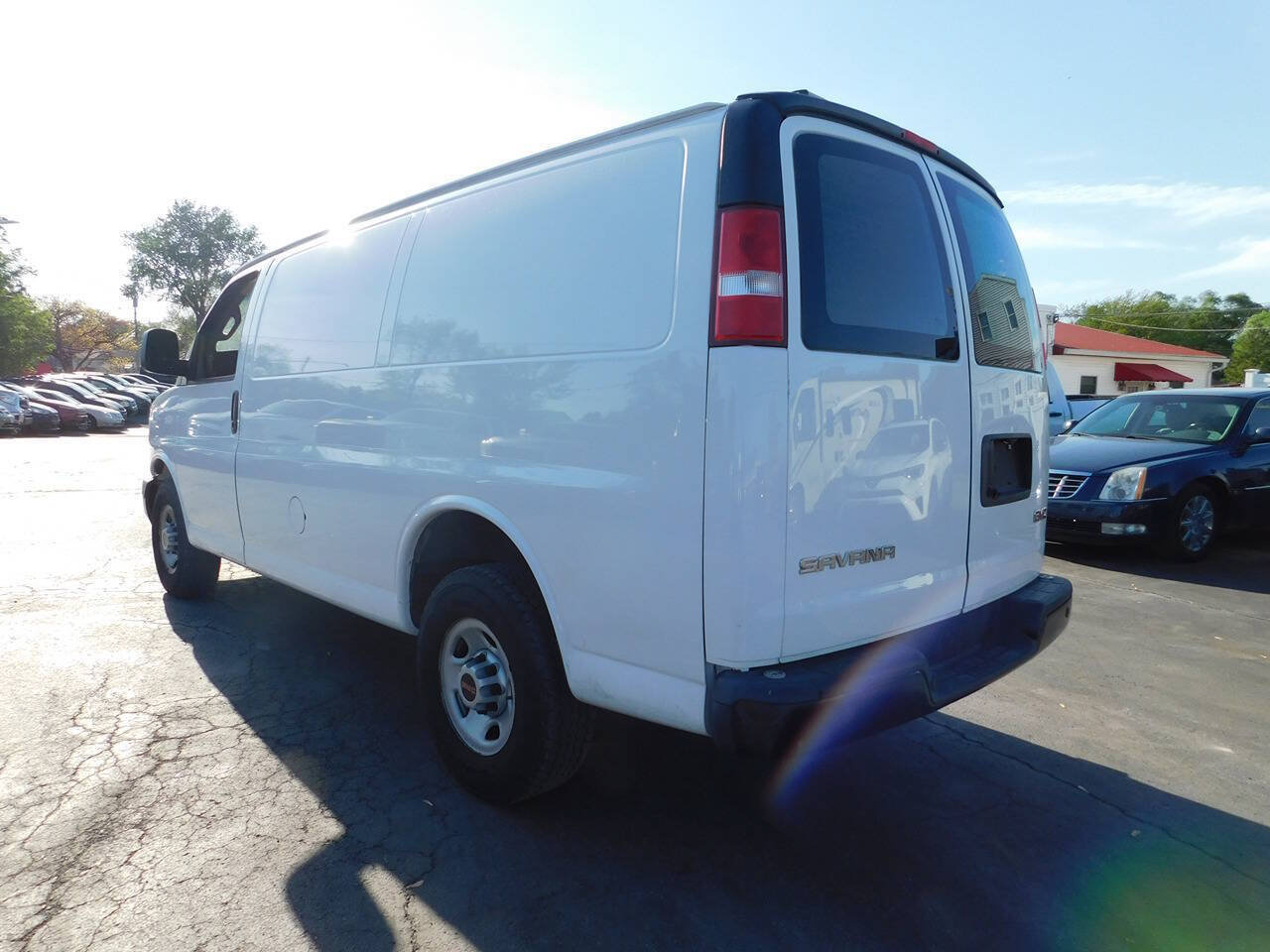 Used 2017 GMC Savana 2500 w/ All Terrain Package RWD image 11