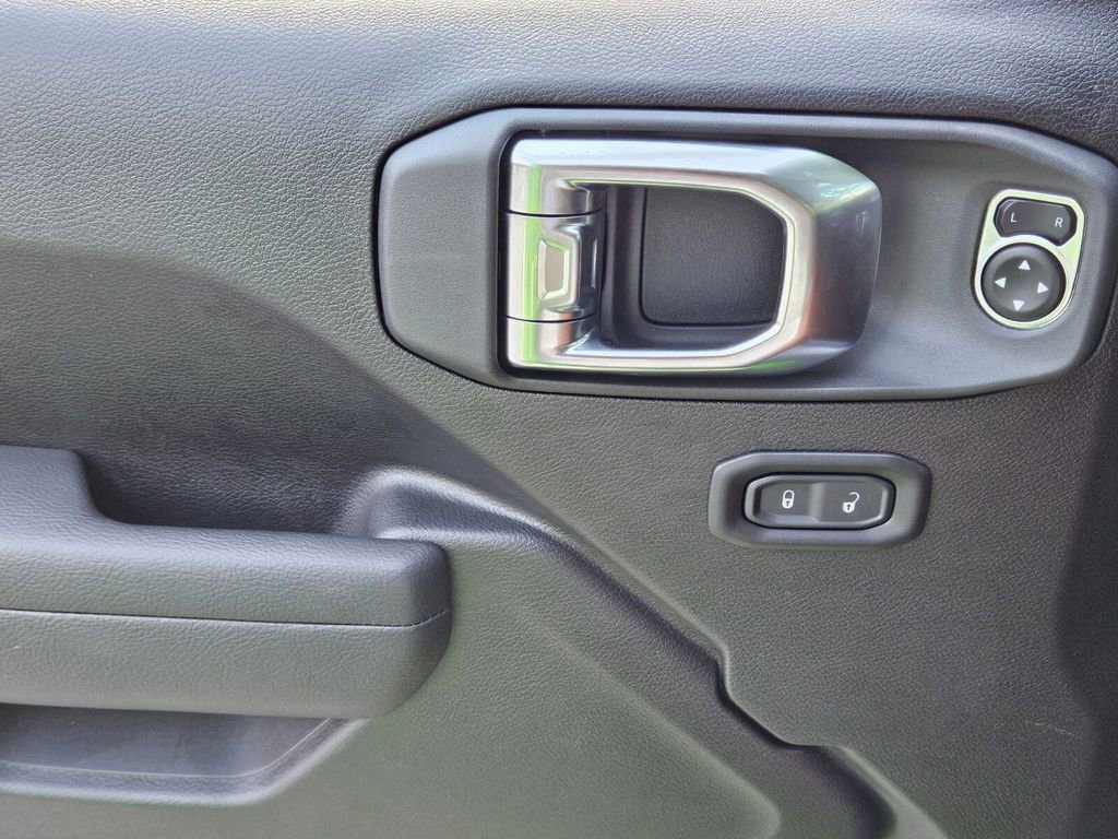 New 2025 Jeep Gladiator Sport AWD/4WD image 31