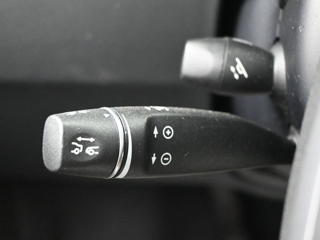 Used 2021 Tesla Model X Performance image 19