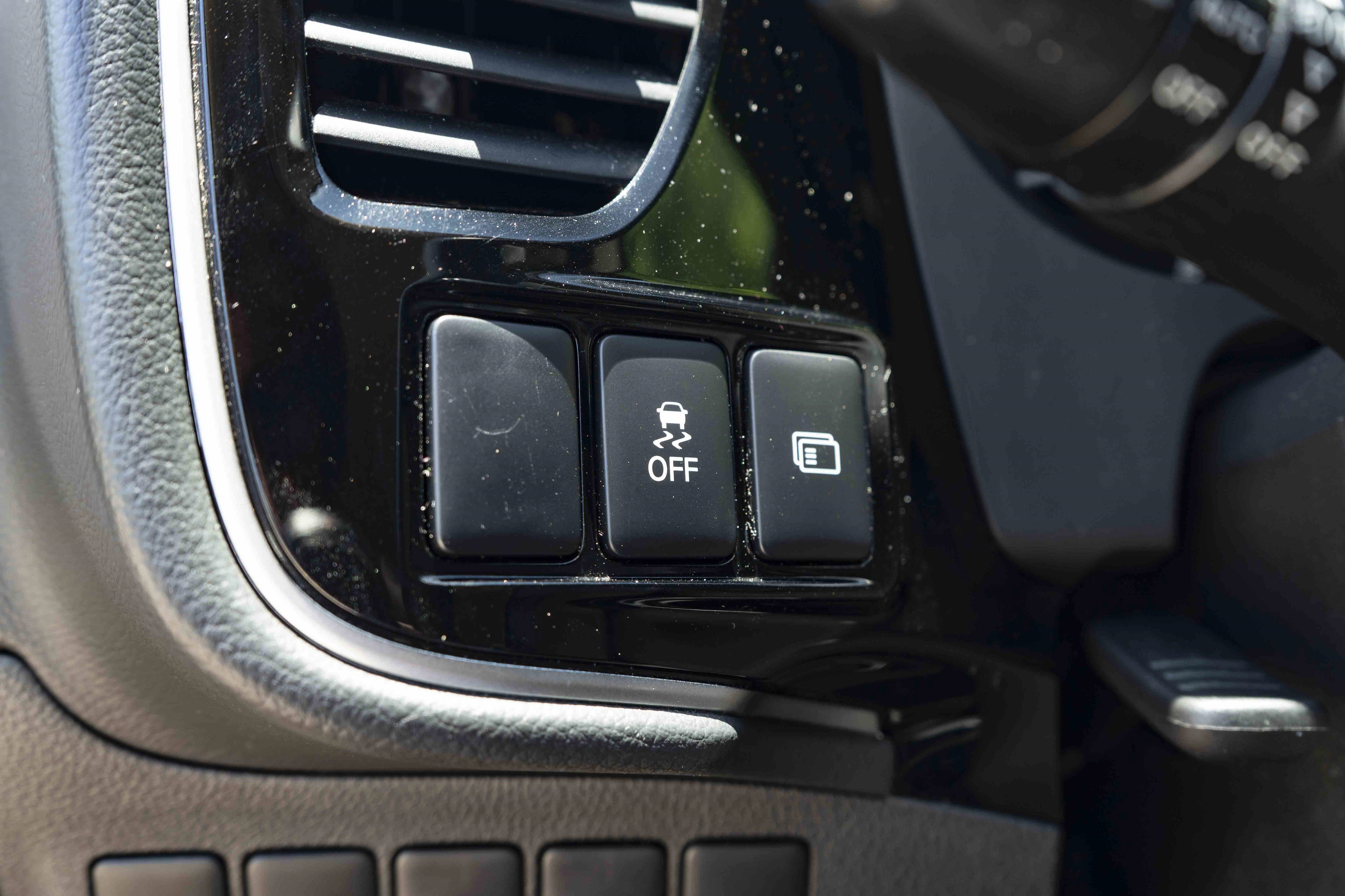 Used 2020 Mitsubishi Outlander SEL FWD image 38