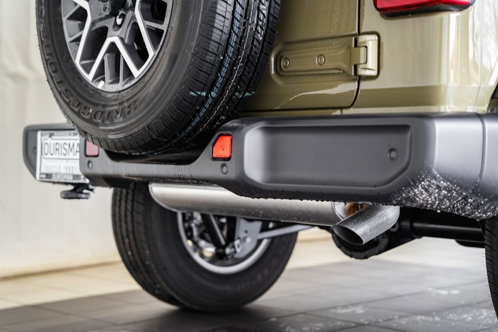 New 2026 Jeep Wrangler Sahara image 7