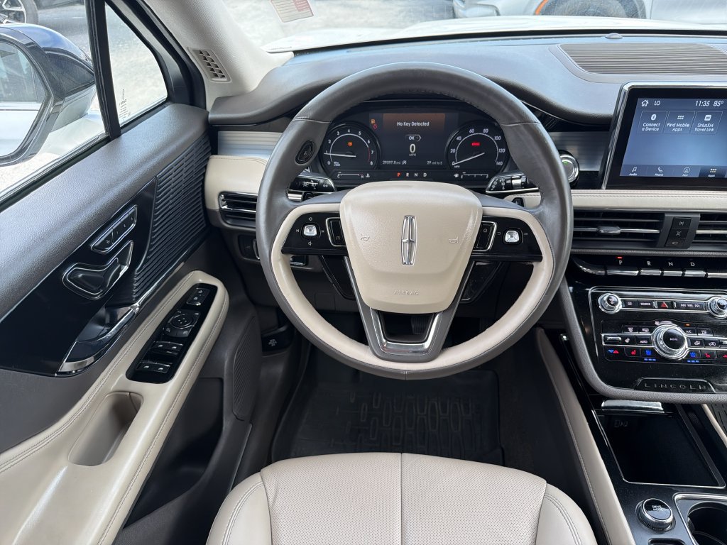Used 2021 Lincoln Corsair AWD w/ Sport Package image 16