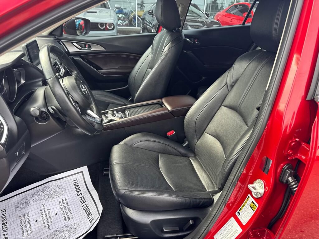 Used 2017 MAZDA MAZDA3 Grand Touring w/ Premium Equipment Package FWD image 12