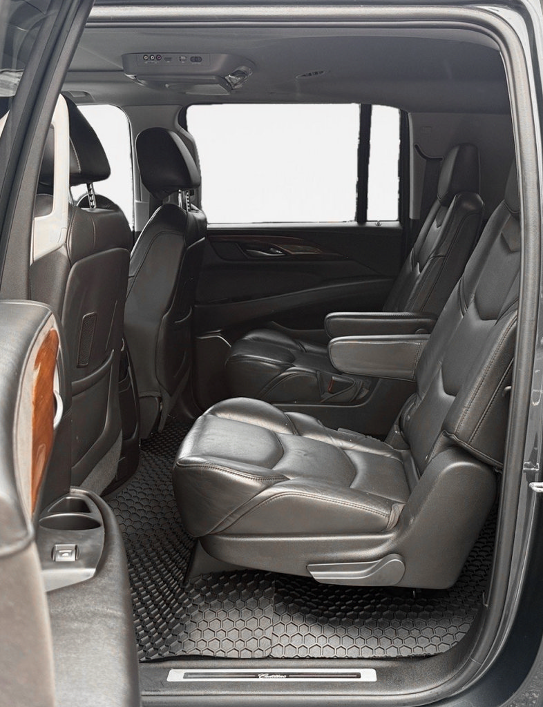 Used 2019 Cadillac Escalade ESV Luxury AWD/4WD image 13