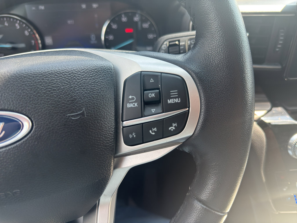 Used 2023 Ford Explorer Limited image 19