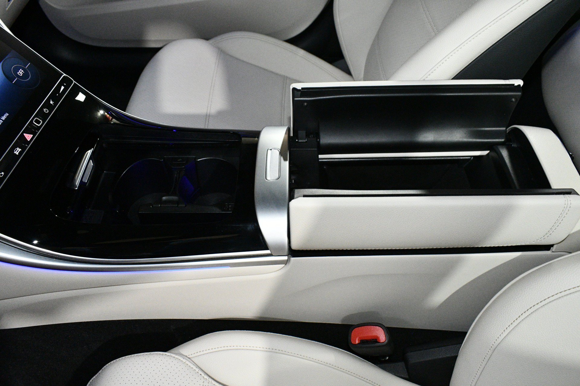 Used 2023 Mercedes-Benz C 300 Sedan image 38