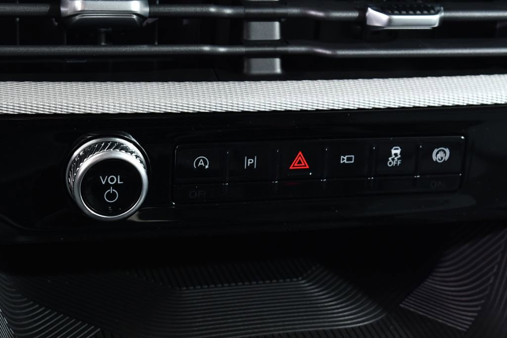 New 2026 Ford Explorer Active w/ Active Comfort Package image 31