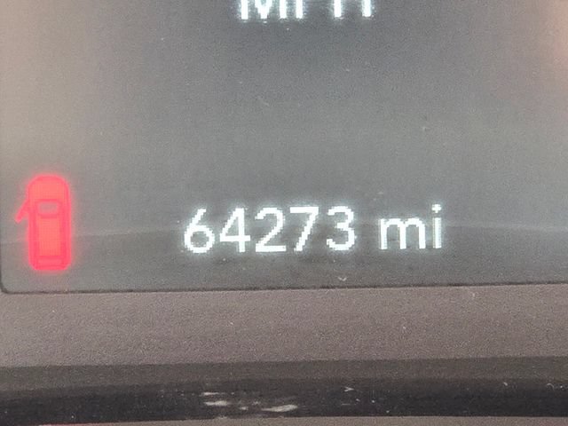 Used 2023 Chrysler Voyager LX FWD image 36