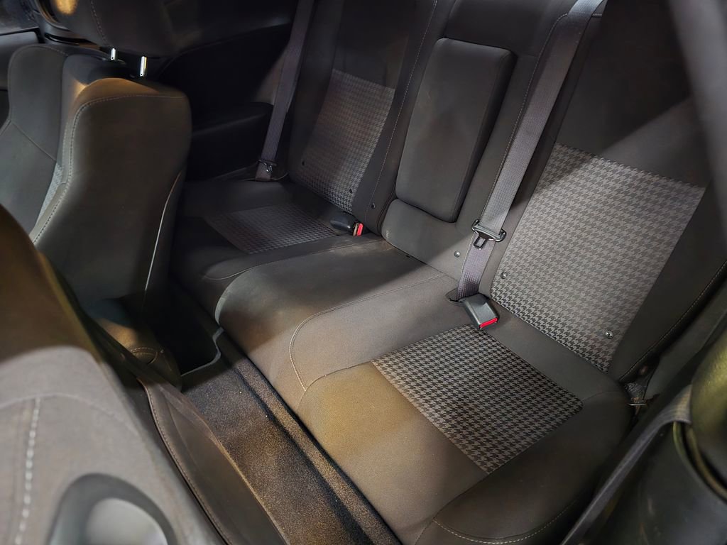 Used 2022 Dodge Challenger R/T RWD image 27