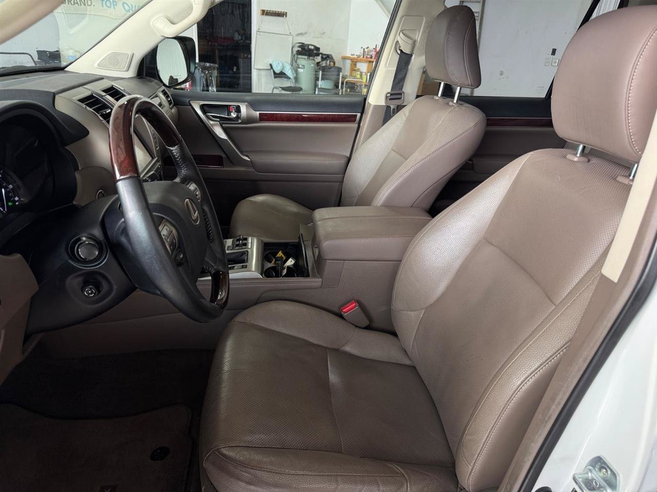 Used 2019 Lexus GX 460 Premium AWD/4WD image 8