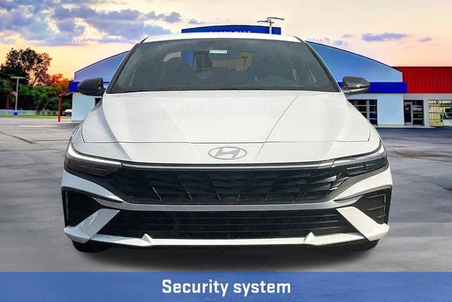 New 2025 Hyundai Elantra SEL image 19