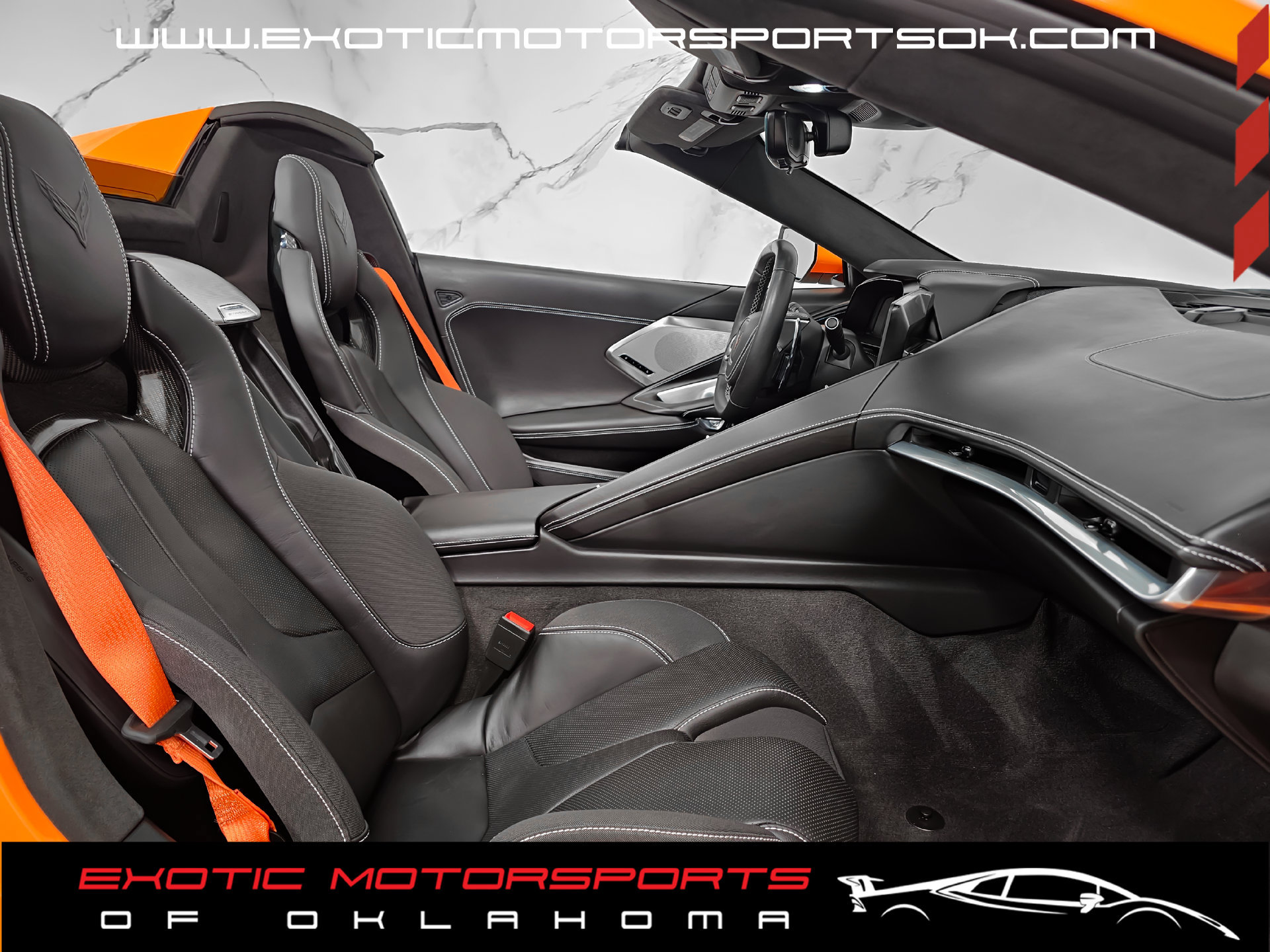 Used 2024 Chevrolet Corvette Stingray Premium Conv w/ Z51 Performance Package RWD image 3