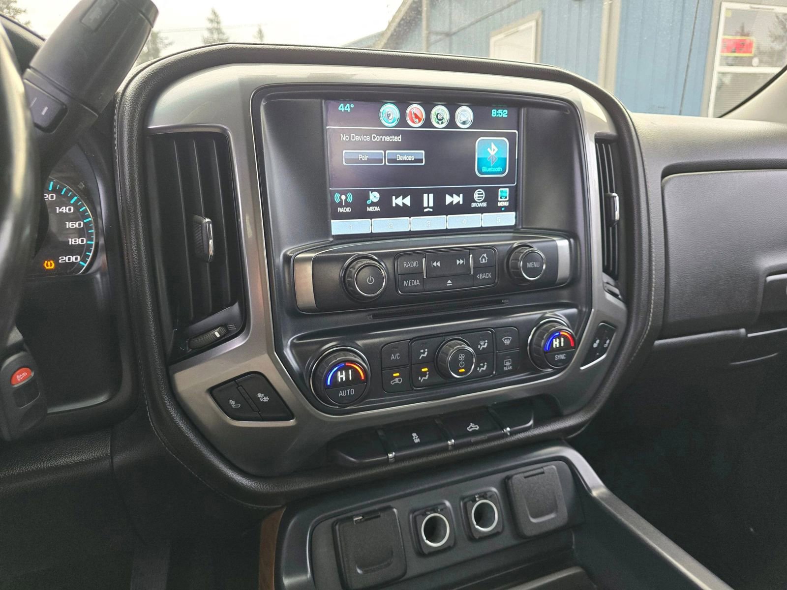 Used 2016 Chevrolet Silverado 1500 LTZ AWD/4WD image 26
