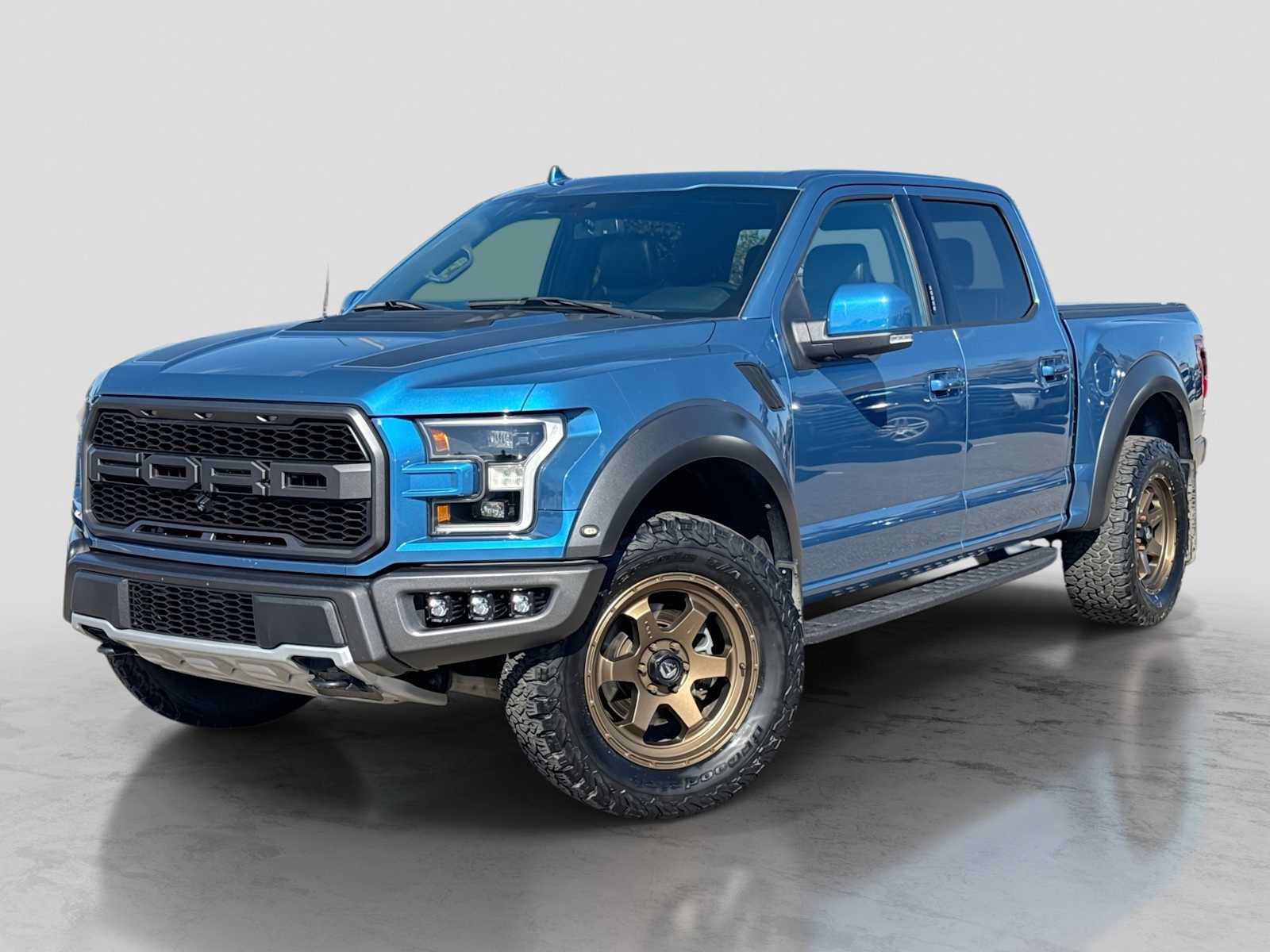 Used 2019 Ford F150 Raptor w/ Equipment Group 802A Luxury