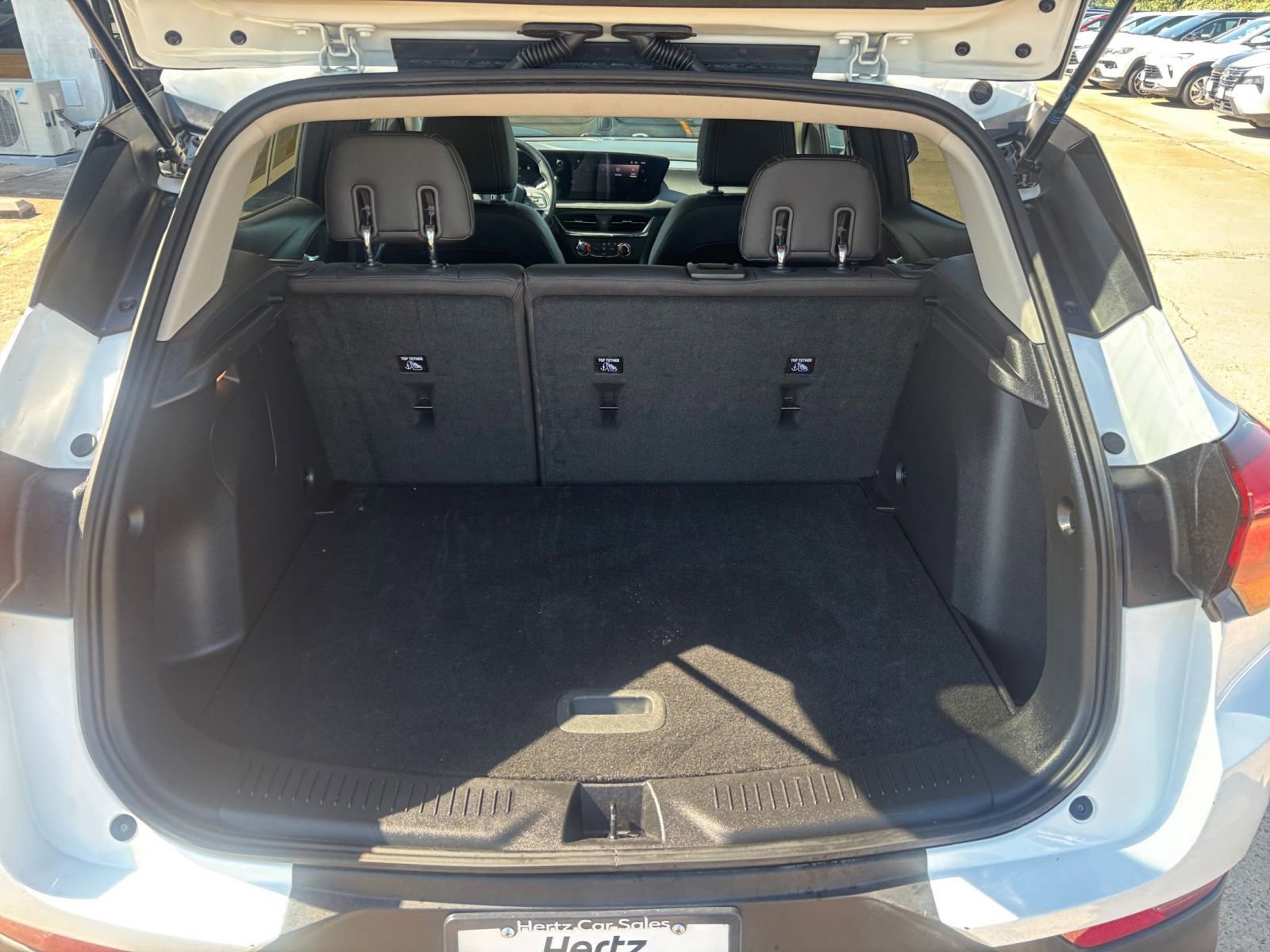 Used 2025 Buick Encore GX Preferred FWD image 30