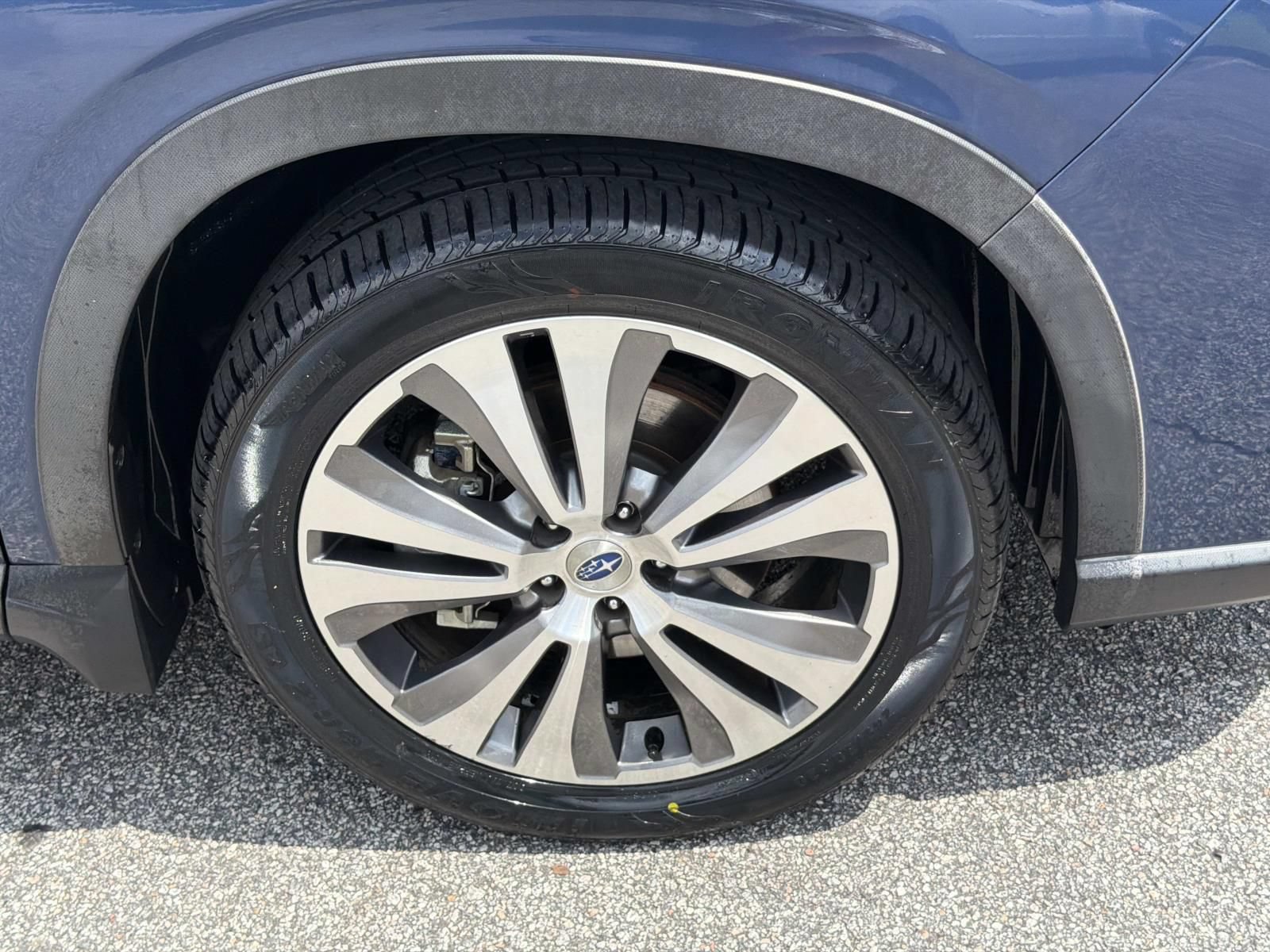Used 2020 Subaru Ascent Limited w/ Technology Package AWD/4WD image 12