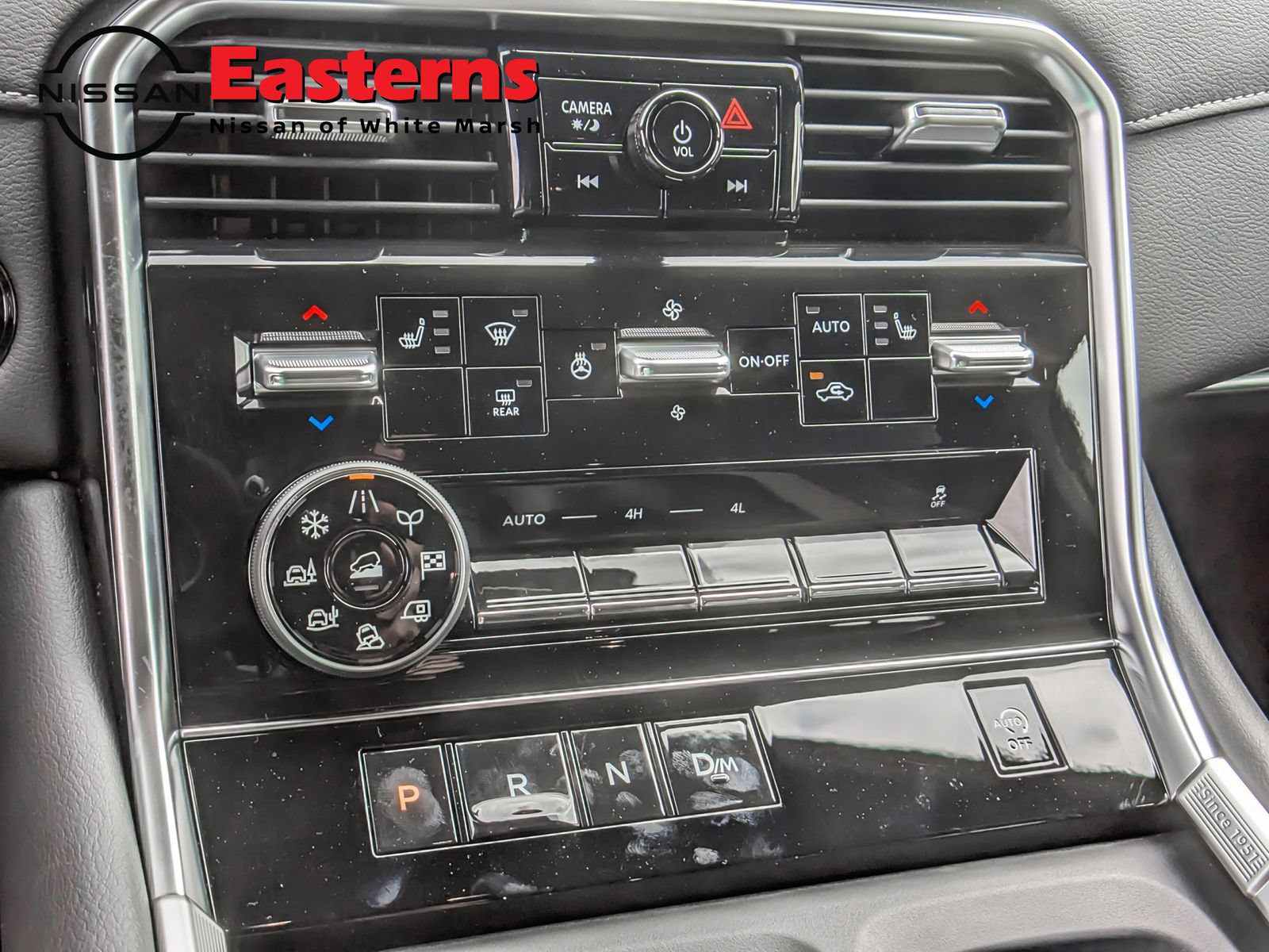 New 2026 Nissan Armada SL w/ Captain's Chari Seat Package AWD/4WD image 21