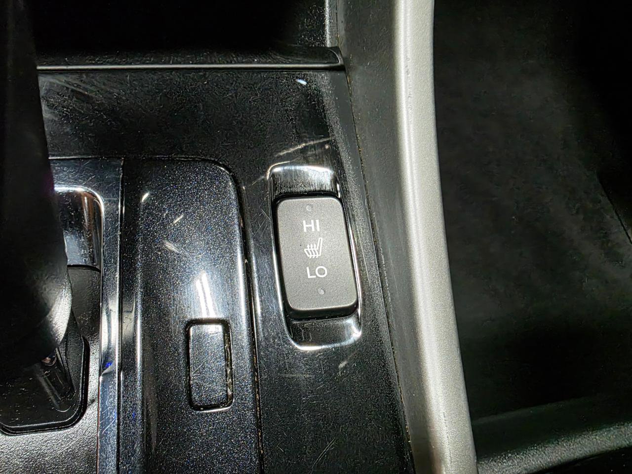 Used 2016 Honda Accord Touring image 38