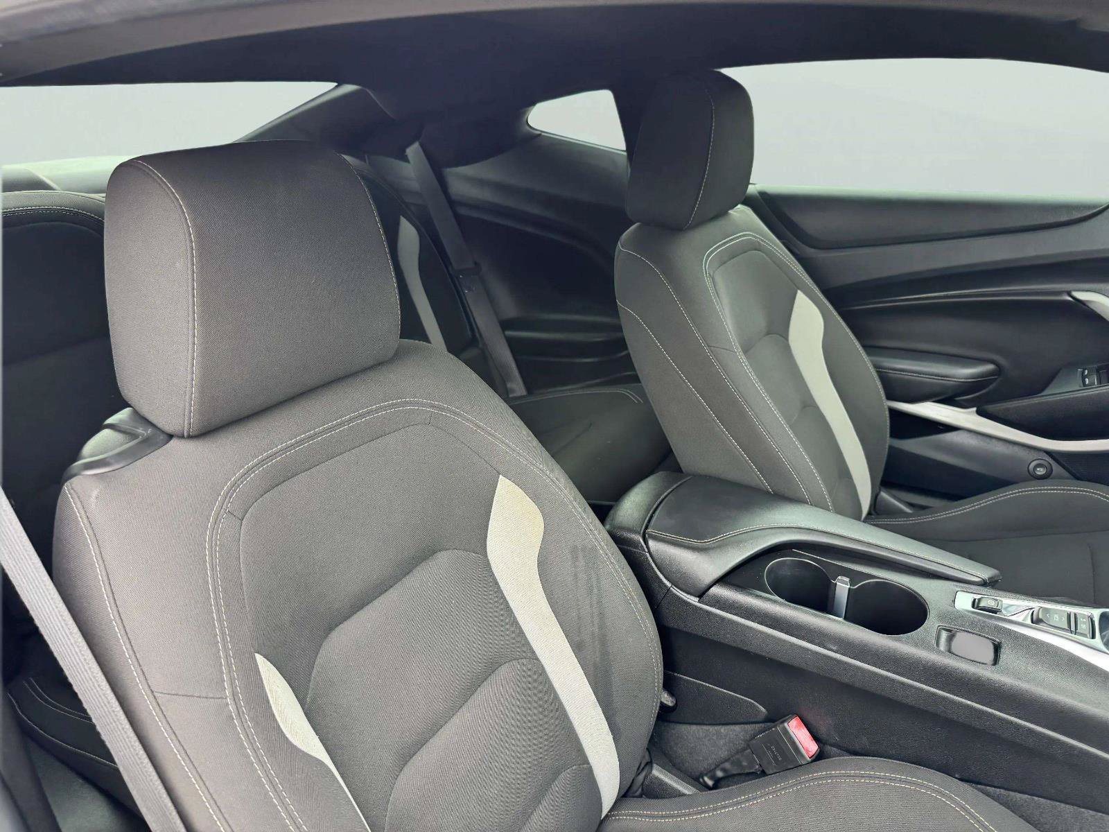 Used 2023 Chevrolet Camaro LT w/ Technology Package RWD image 32