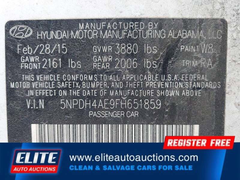 Used 2015 Hyundai Elantra SE FWD image 17
