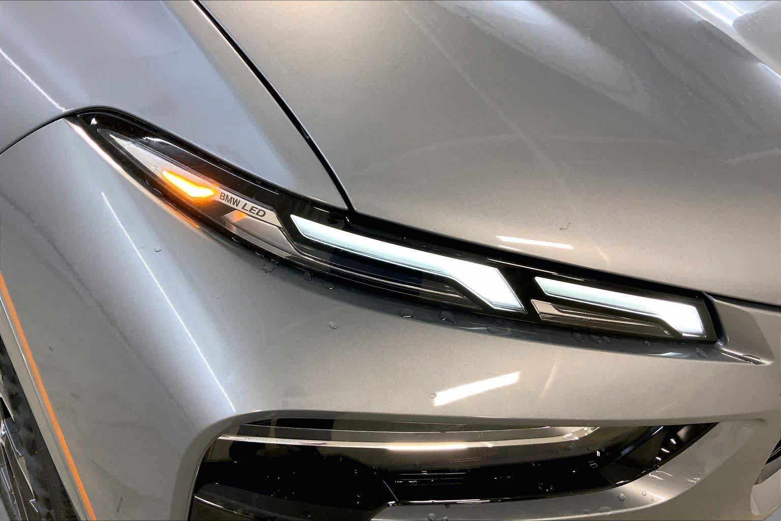 New 2027 BMW X7 M60i AWD/4WD image 13