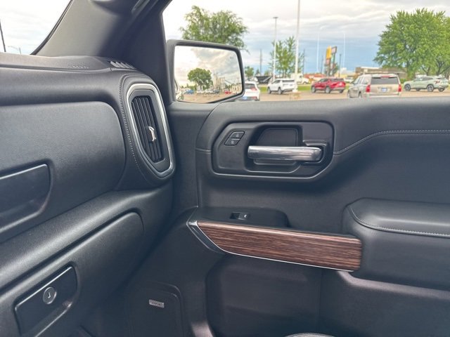 Used 2021 Chevrolet Silverado 1500 High Country image 16