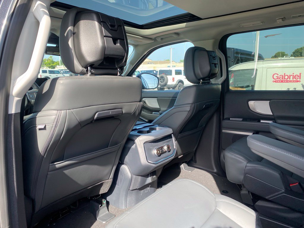 New 2027 Ford Expedition Active AWD/4WD image 29