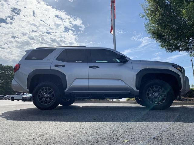 Certified 2025 Toyota 4Runner SR5 AWD/4WD image 9