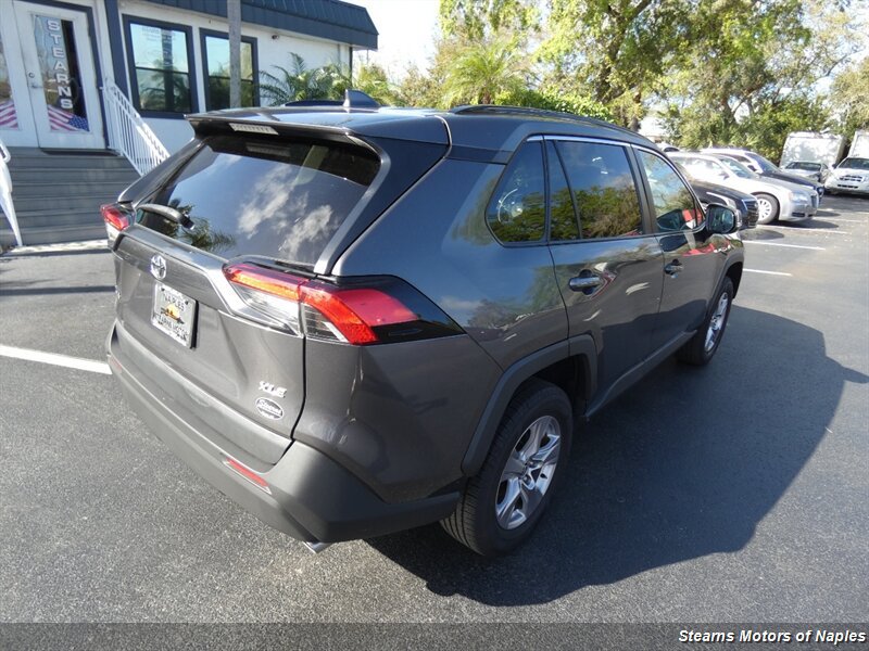 Used 2023 Toyota RAV4 XLE w/ Convenience Package FWD image 11