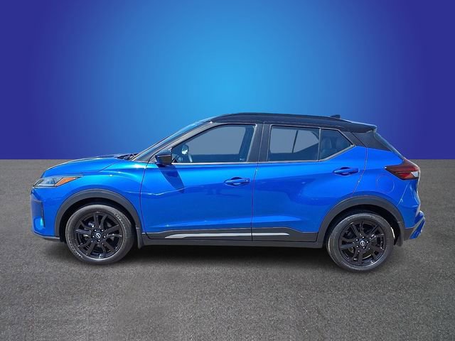 Used 2023 Nissan Kicks SR w/ SR Premium Package FWD image 6