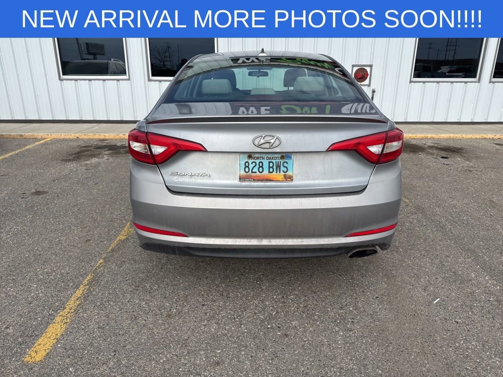 Used 2015 Hyundai Sonata SE FWD image 6