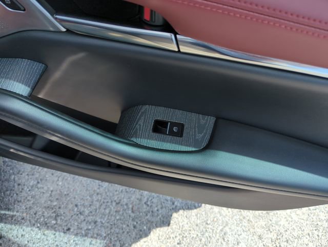 Used 2019 MAZDA MAZDA3 Hatchback w/ Premium Package image 34