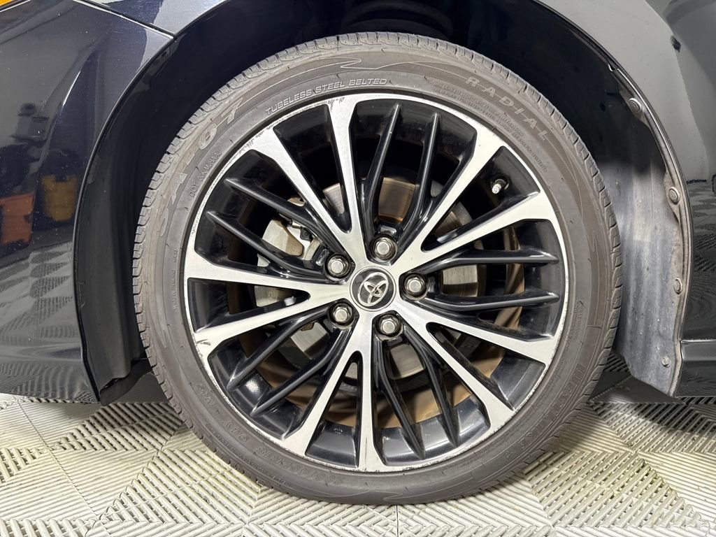Used 2020 Toyota Camry SE image 20