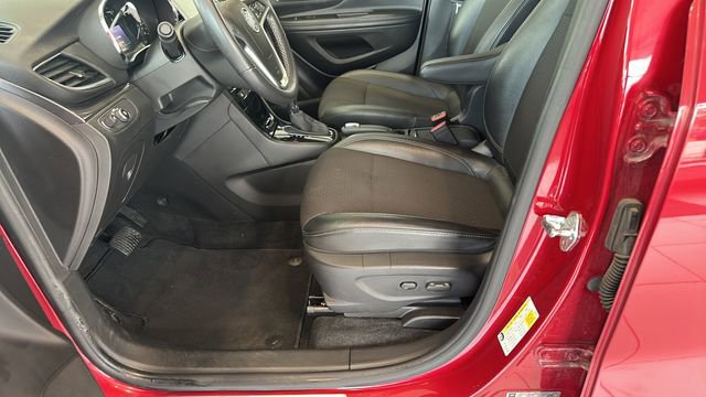 Used 2020 Buick Encore Preferred w/ Safety Package FWD image 9