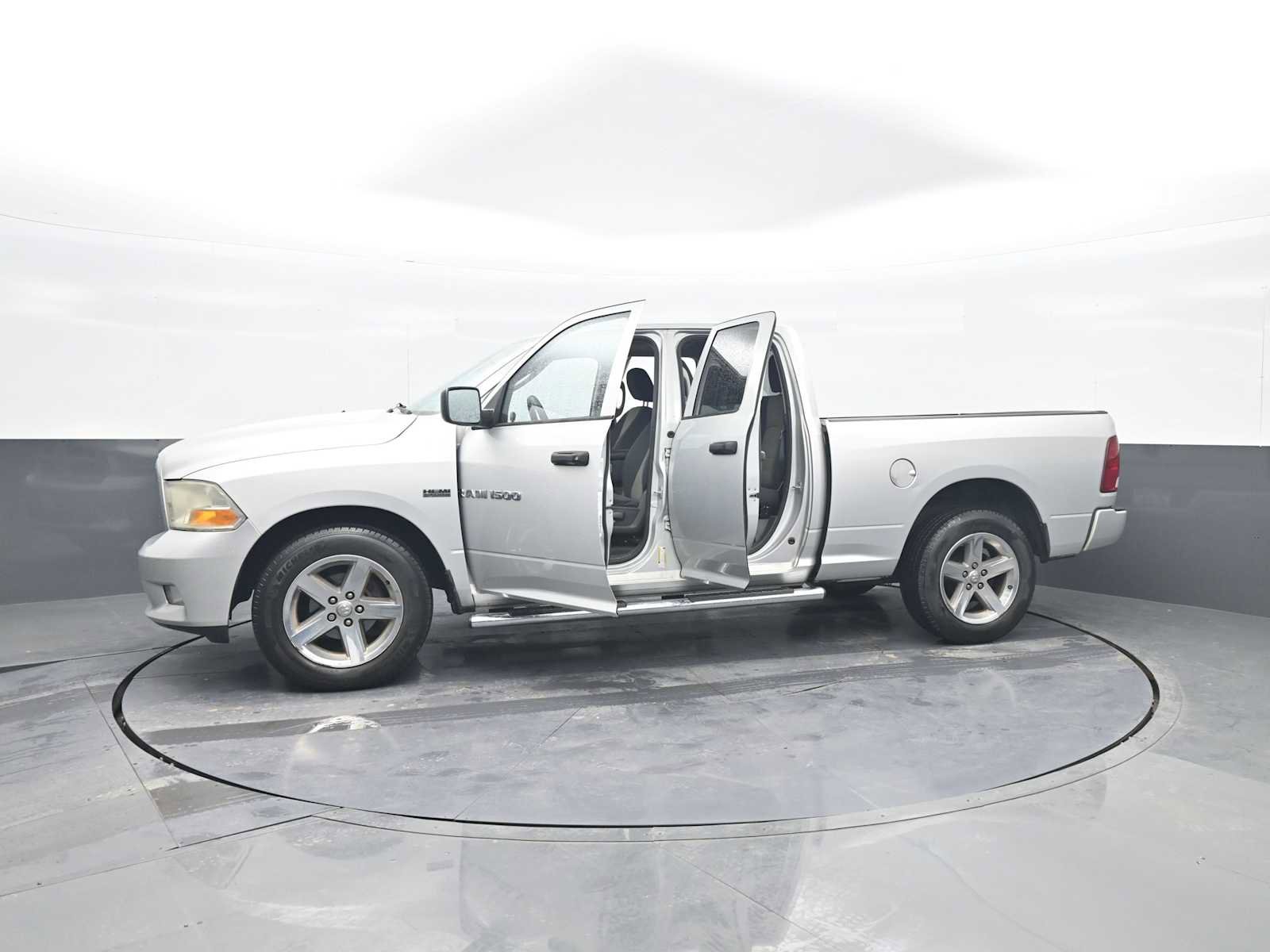 Used 2012 RAM 1500 Express image 39