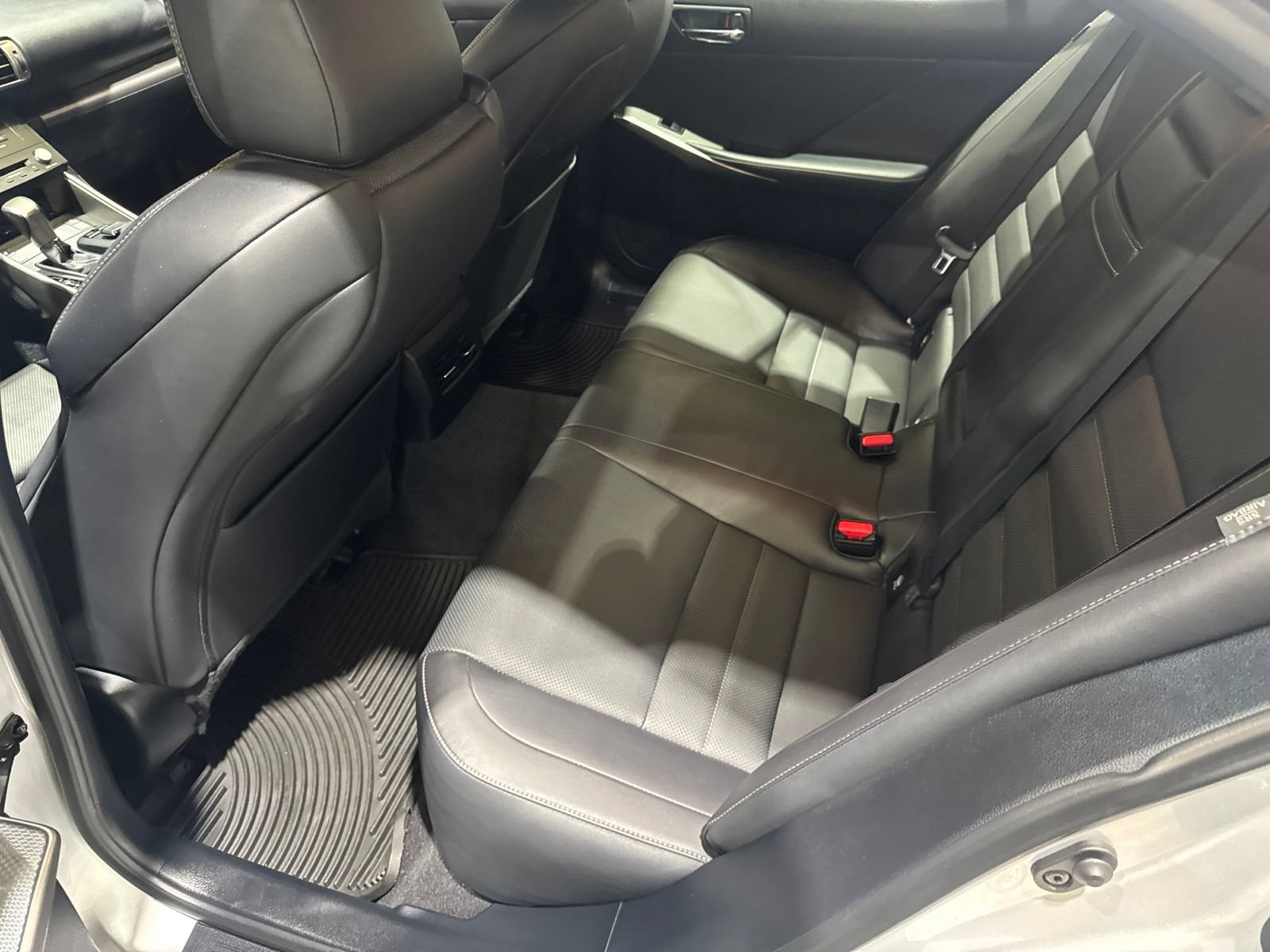 Used 2015 Lexus IS 350 w/ F-Sport Package RWD image 22