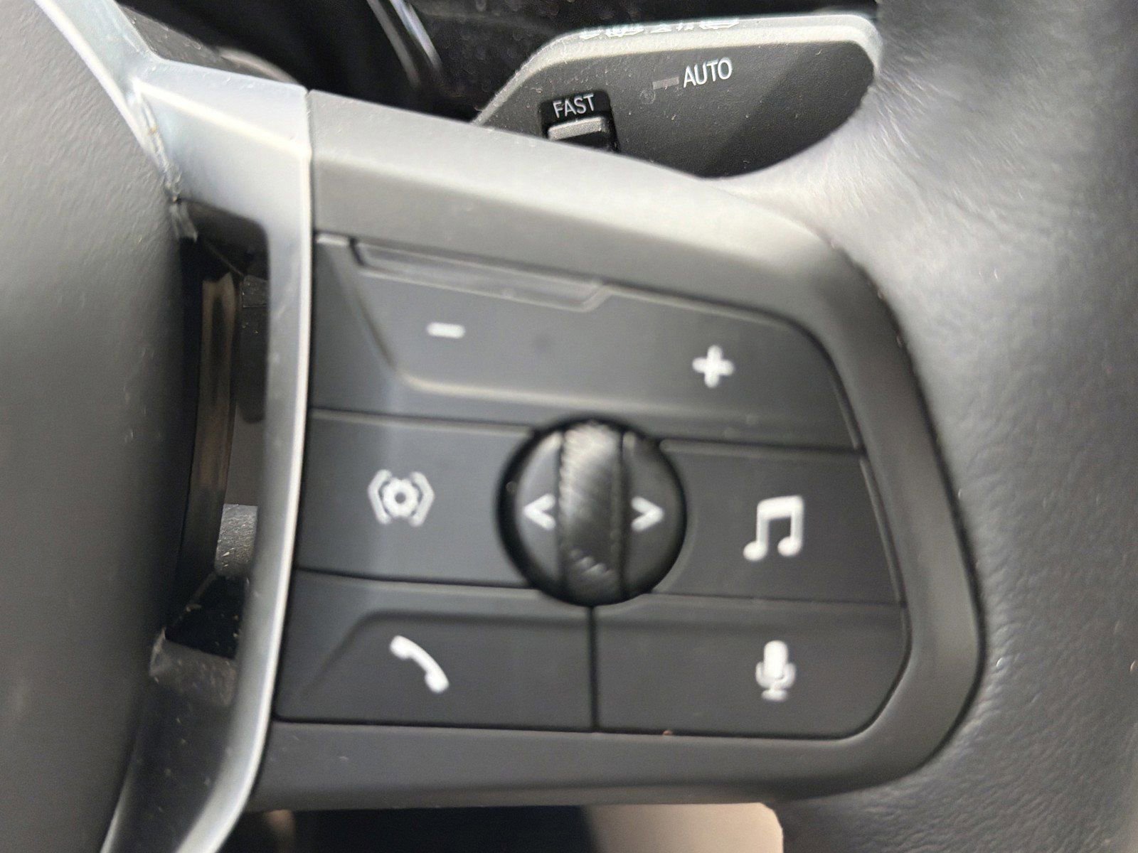 Certified 2025 BMW X2 xDrive28i AWD/4WD image 28